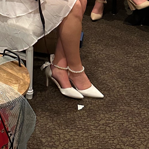 Elegant White Heels with Pearl Strap - Picture 3 of 3